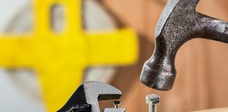 Jakie narzędzia warto posiadać w domu? Jakie narzędzia warto posiadać w domu